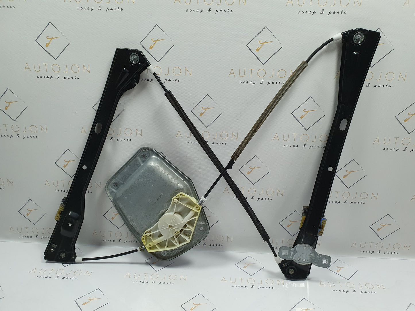 Macara geam dreapta fata Volkswagen Jetta (1K2) Berlina 1.6 TDI CAYC 2010