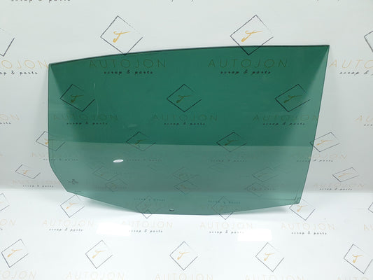 Geam dreapta spate Volkswagen Jetta (1K2) Berlina 1.6 TDI CAYC 2010