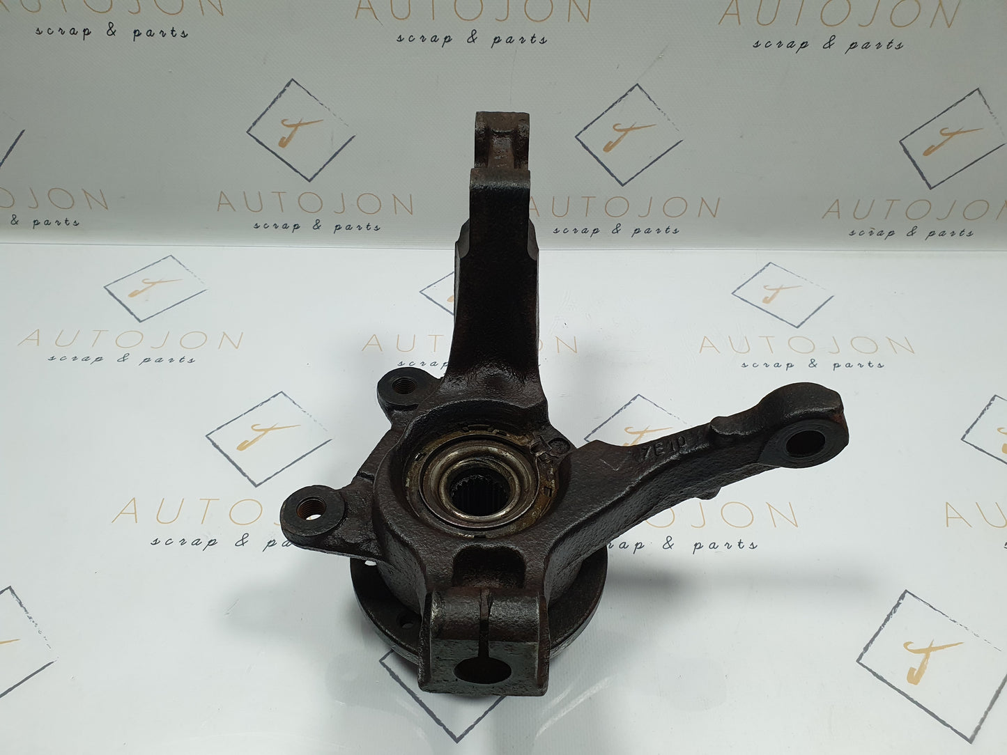 Fuzeta dreapta fata Dacia Logan (F90) 1.5 Dci 2008