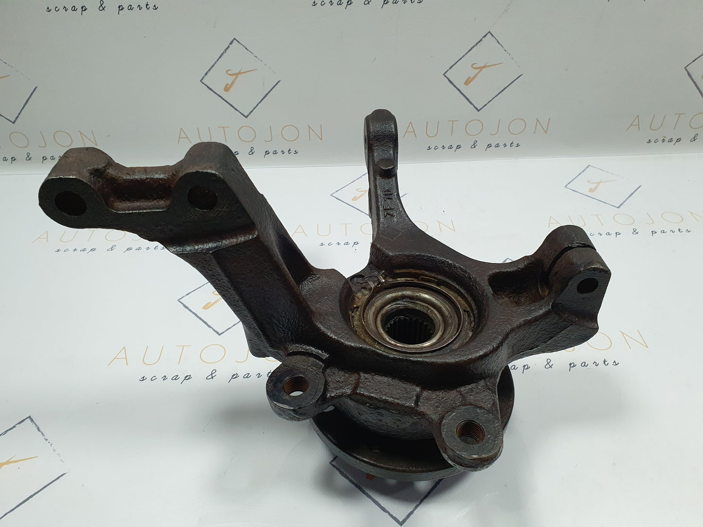 Fuzeta dreapta fata Dacia Logan (F90) 1.5 Dci 2008