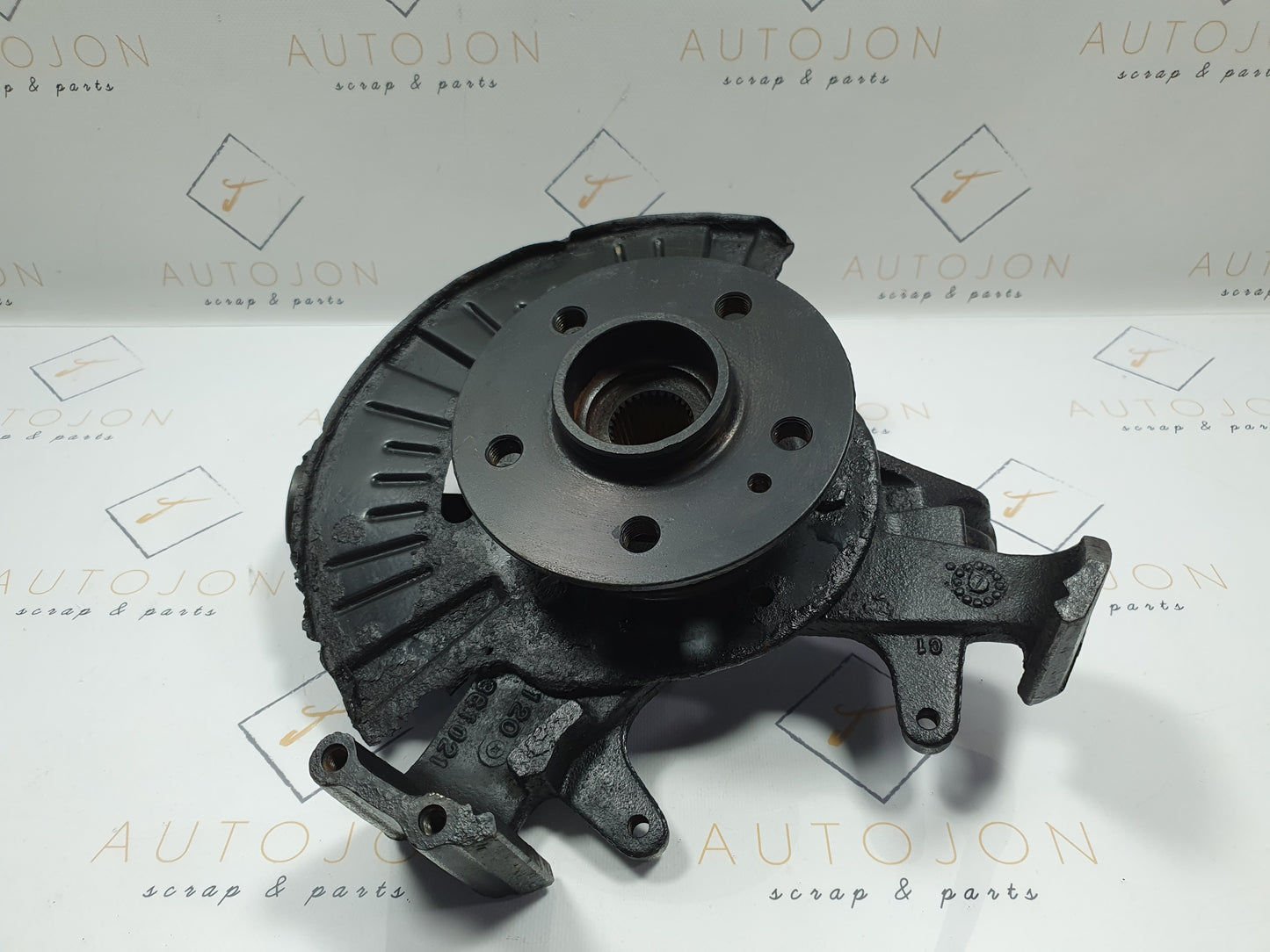 Fuzeta dreapta fata Mercedes ML (W163) 270 CDI OM612 2001