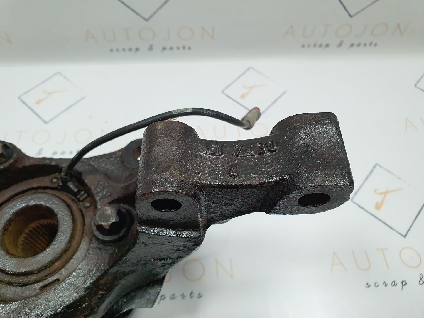 Fuzeta dreapta fata Opel Astra H (L35) 1.7 Z17DTH 2005