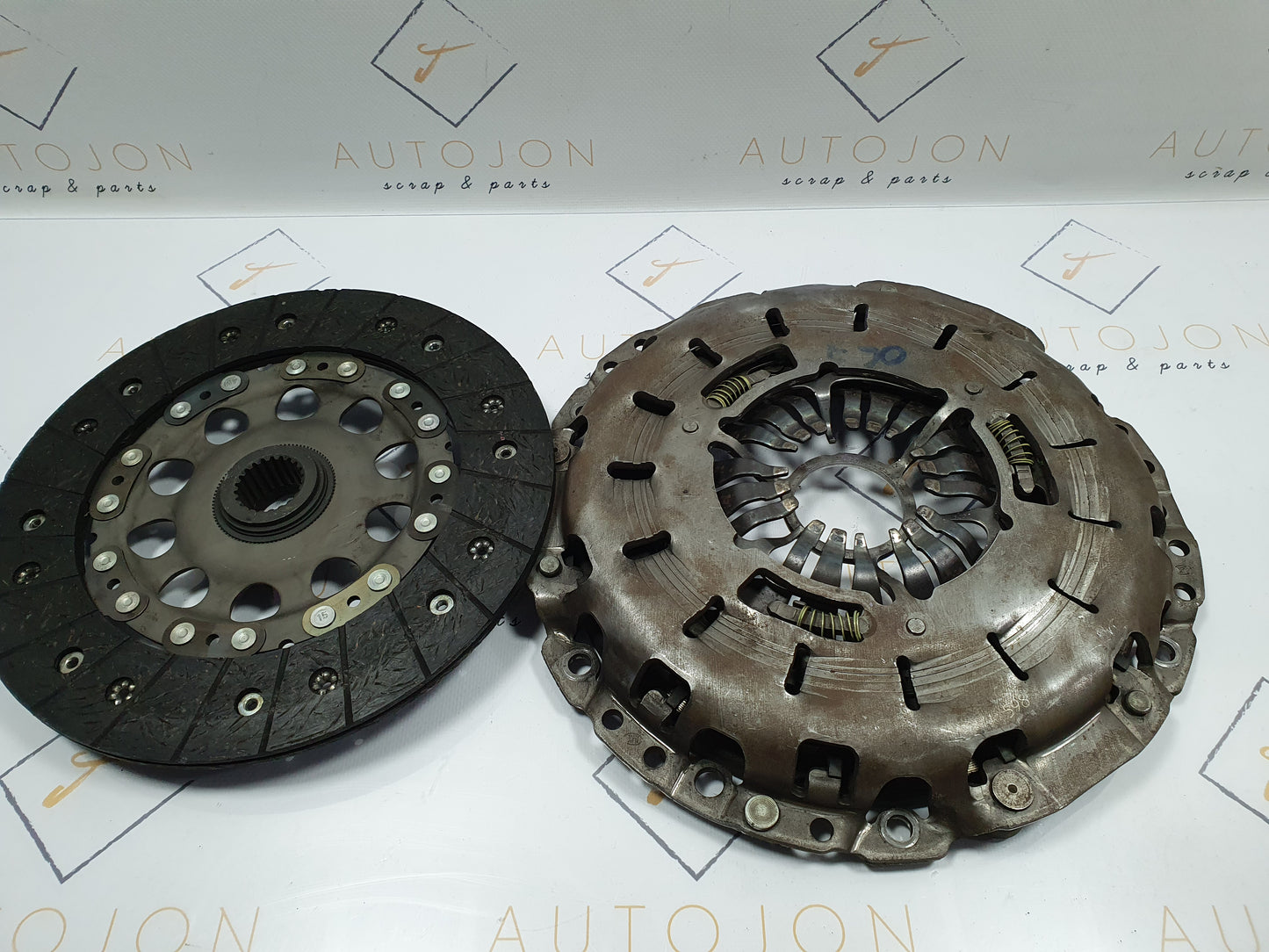 Kit ambreiaj placa și disc BMW Seria 3 (E90) 320D M47/T2 2007