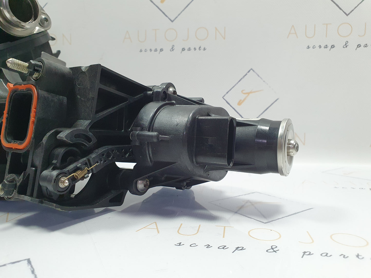 Galerie admisie aer cu clapete Volkswagen Jetta (1K2) Berlina 1.6 TDI CAYC 2010