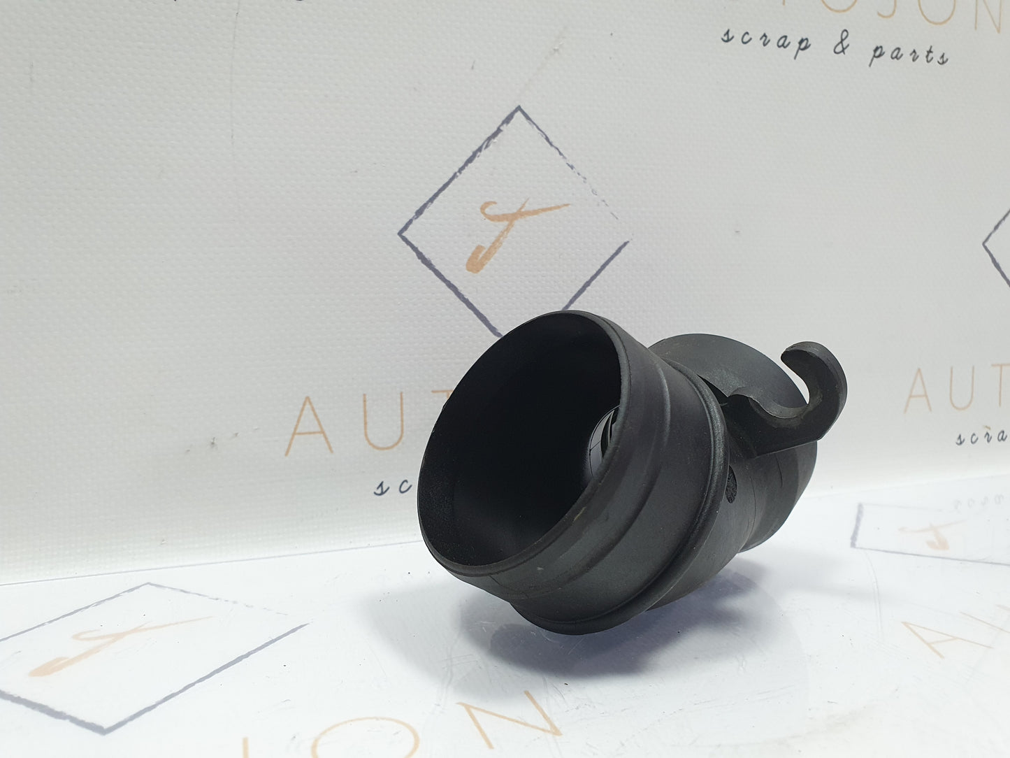 Reductie conducta turbo Volkswagen Jetta (1K2) Berlina 1.6 TDI CAYC 2010