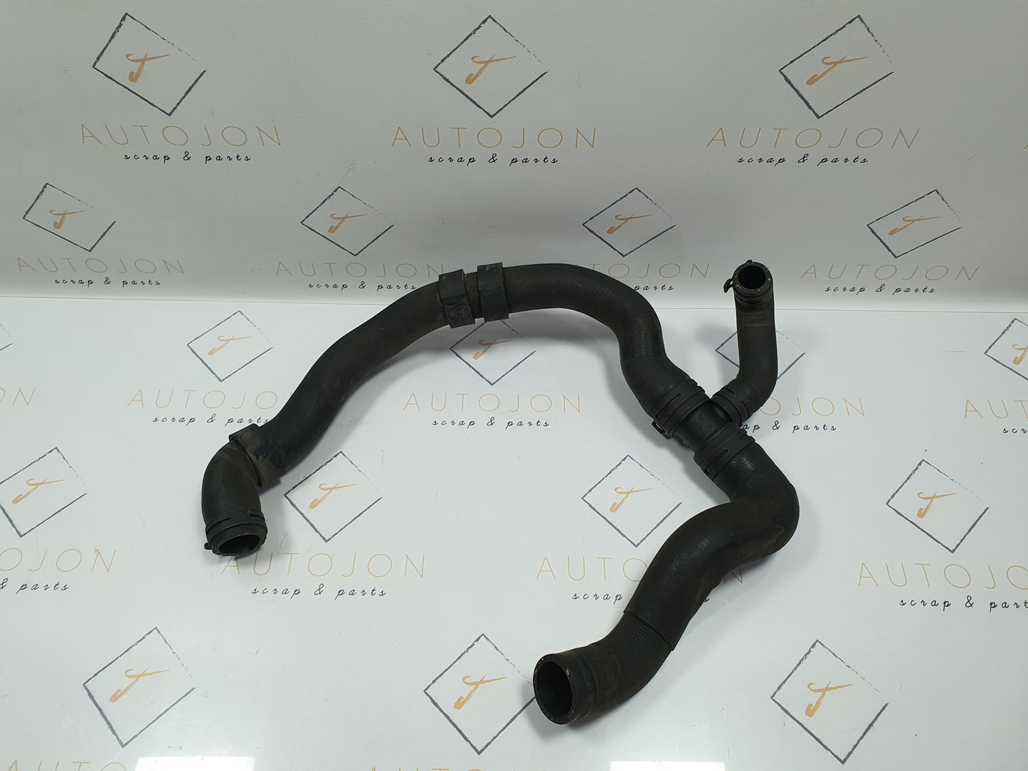 Set furtunuri apa motor Volkswagen Jetta (1K2) Berlina 1.6 TDI CAYC 2010