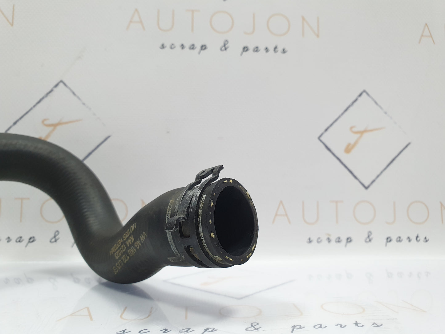 Furtun racire apa Volkswagen Jetta (1K2) Berlina 1.6 TDI CAYC 2010