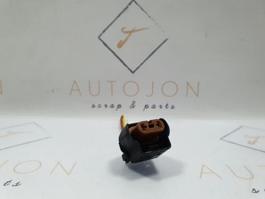 Mufa proiector ceata Volkswagen Jetta (1K2) Berlina 1.6 TDI CAYC 2010