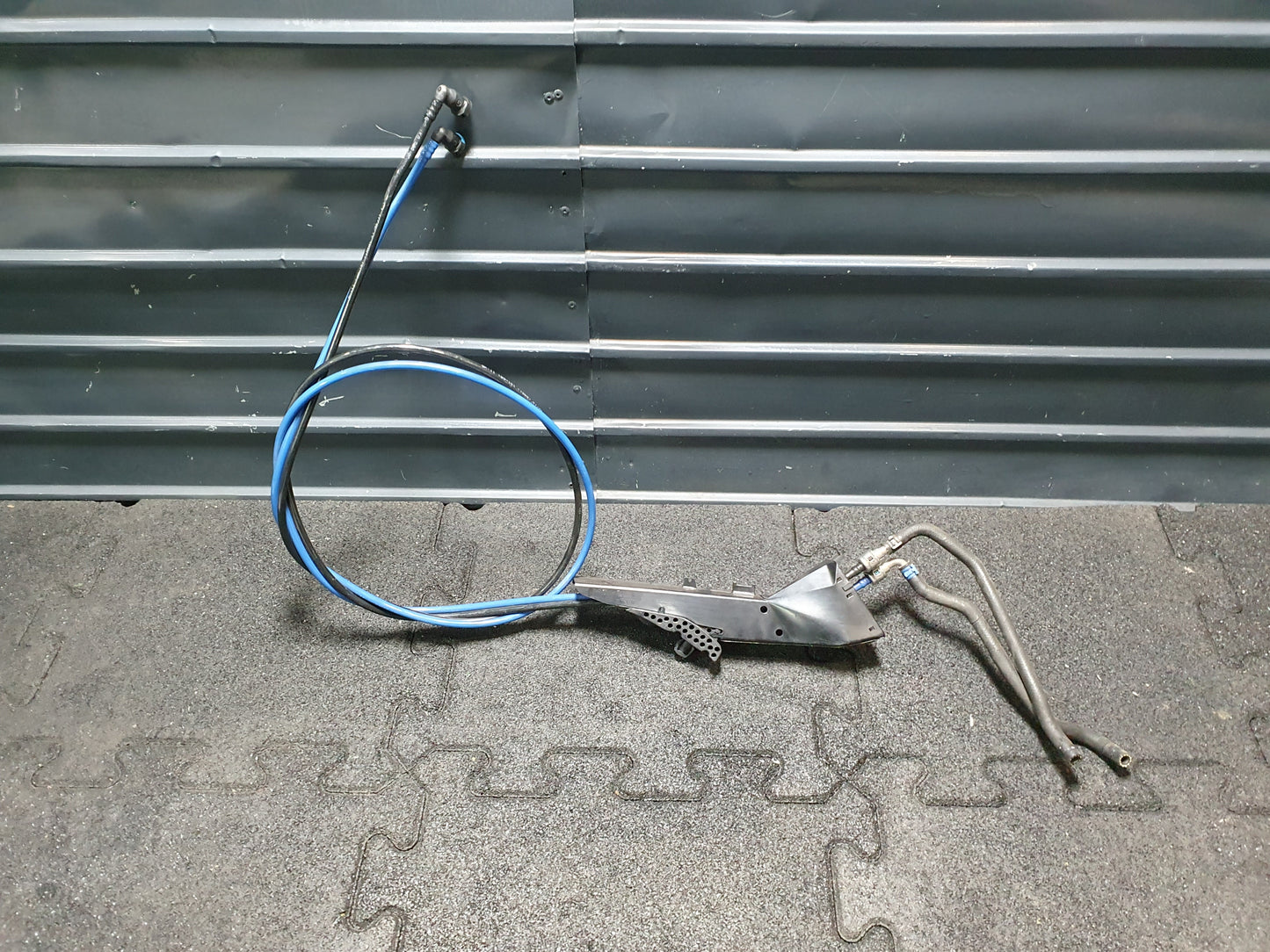 Conducte combustibil caroserie Volkswagen Jetta (1K2) Berlina 1.6 TDI CAYC 2010