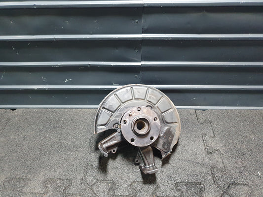 Fuzeta stanga fata Volkswagen Jetta (1K2) Berlina 1.6 TDI CAYC 2010