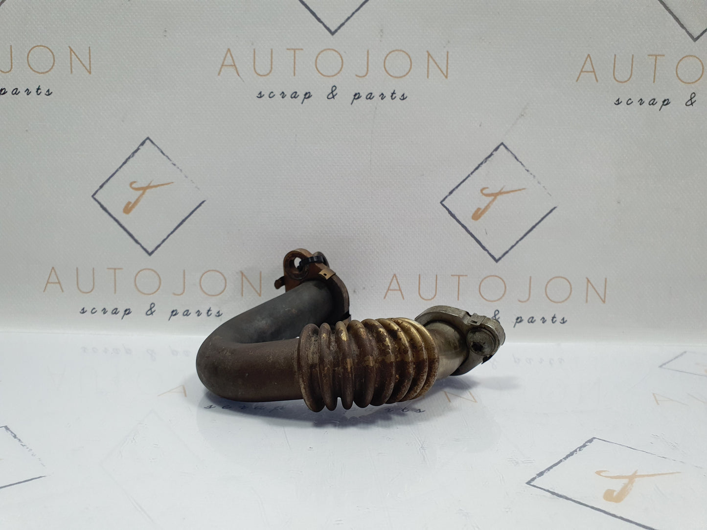 Conducta gaze EGR Volkswagen Jetta (1K2) Berlina 1.6 TDI CAYC 2010