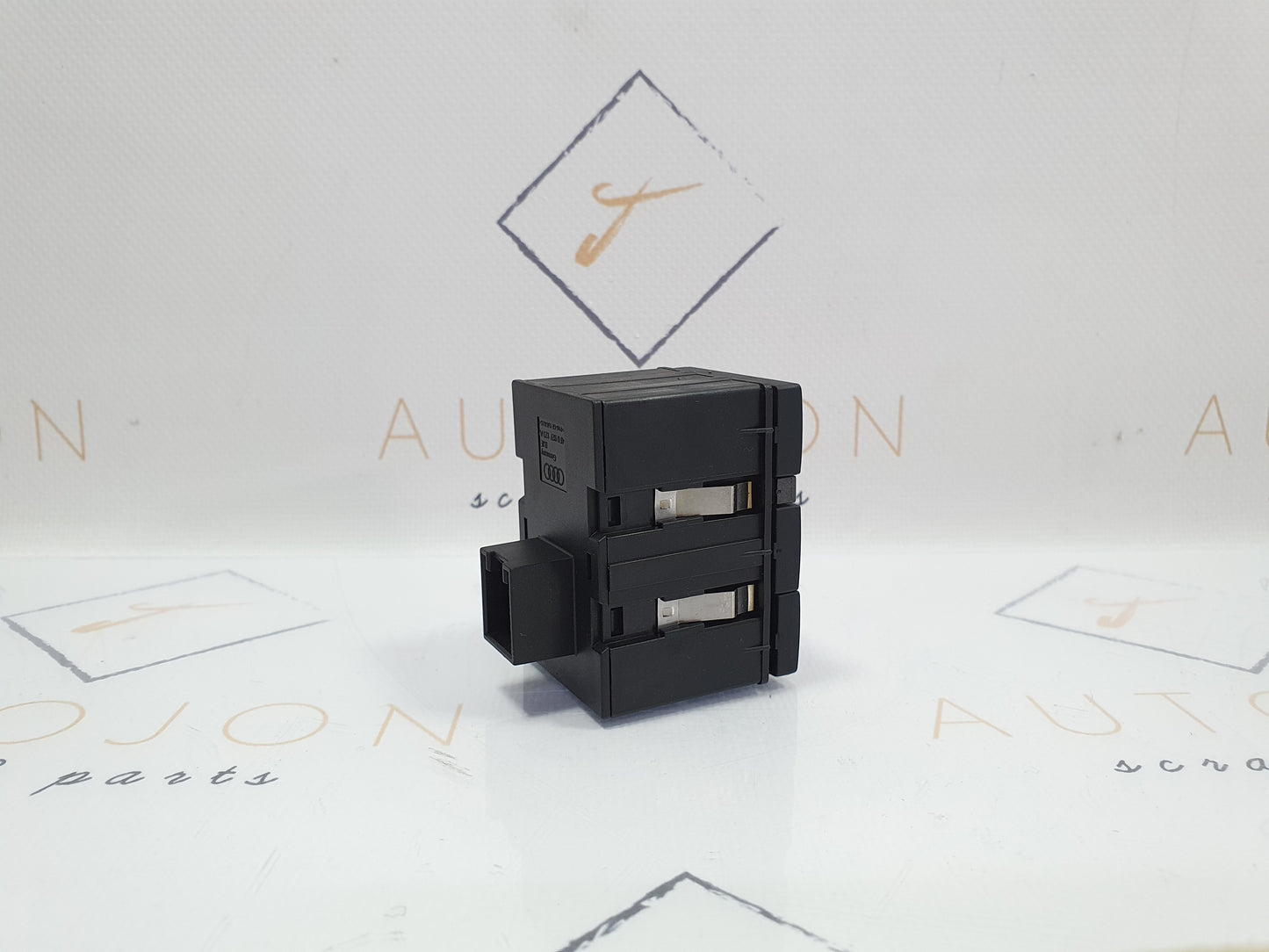 Comutator computer bord Audi A6 C6 (4F2) Sedan 3.0 TDI BMK 2005