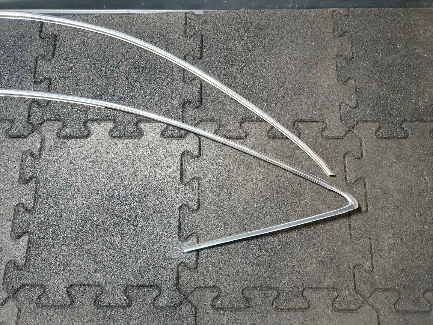 Set ornamente cromate caroserie Audi A6 C6 (4F2) Sedan 3.0 TDI BMK 2005