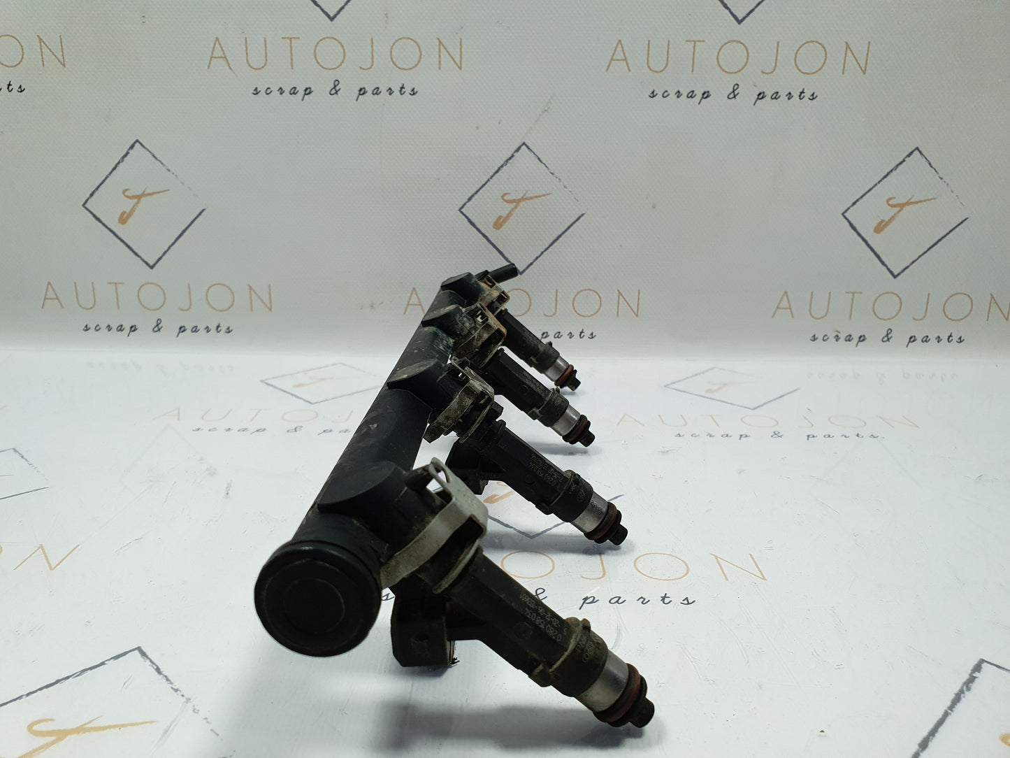 Rampa cu injectoare Dacia Logan (LS_) 1.6 b K7M 2005