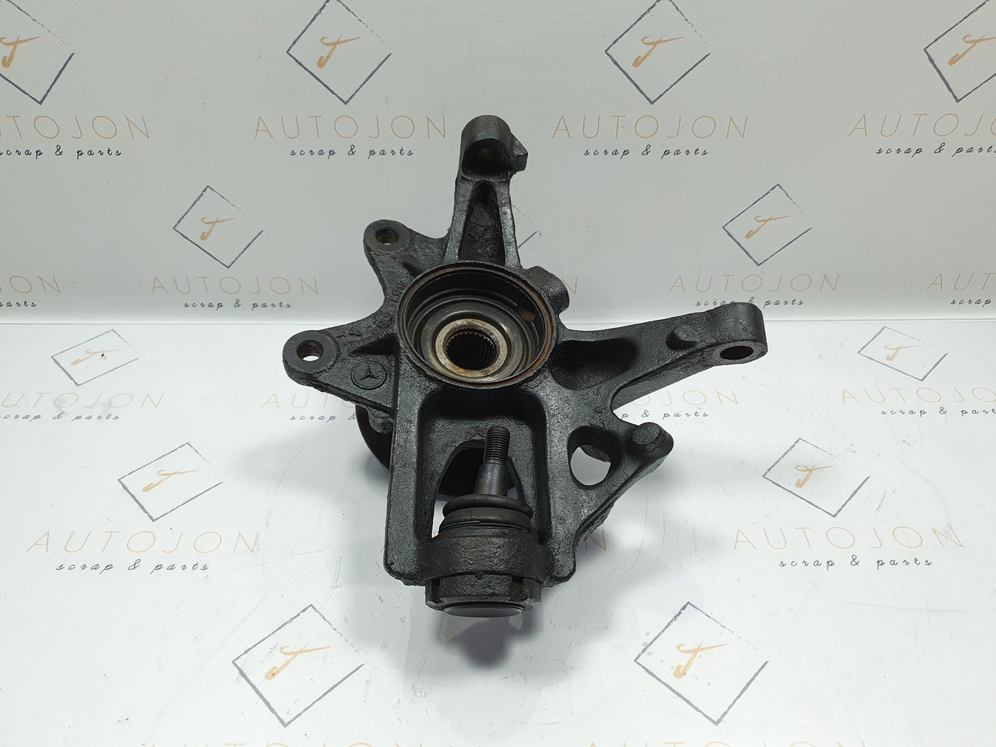 Fuzeta dreapta fata Mercedes ML (W163) 270 CDI OM612 2001