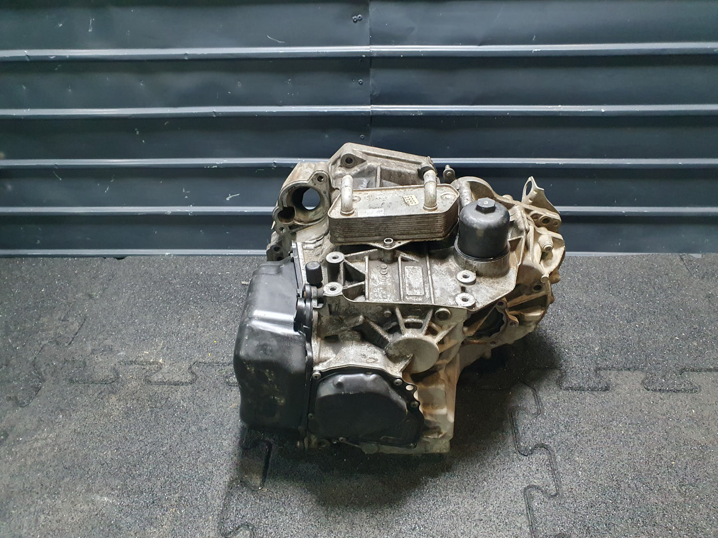 Cutie viteze automata DSG Volkswagen Golf 5 (1K5) Variant 2.0 TDI CBDB 2009