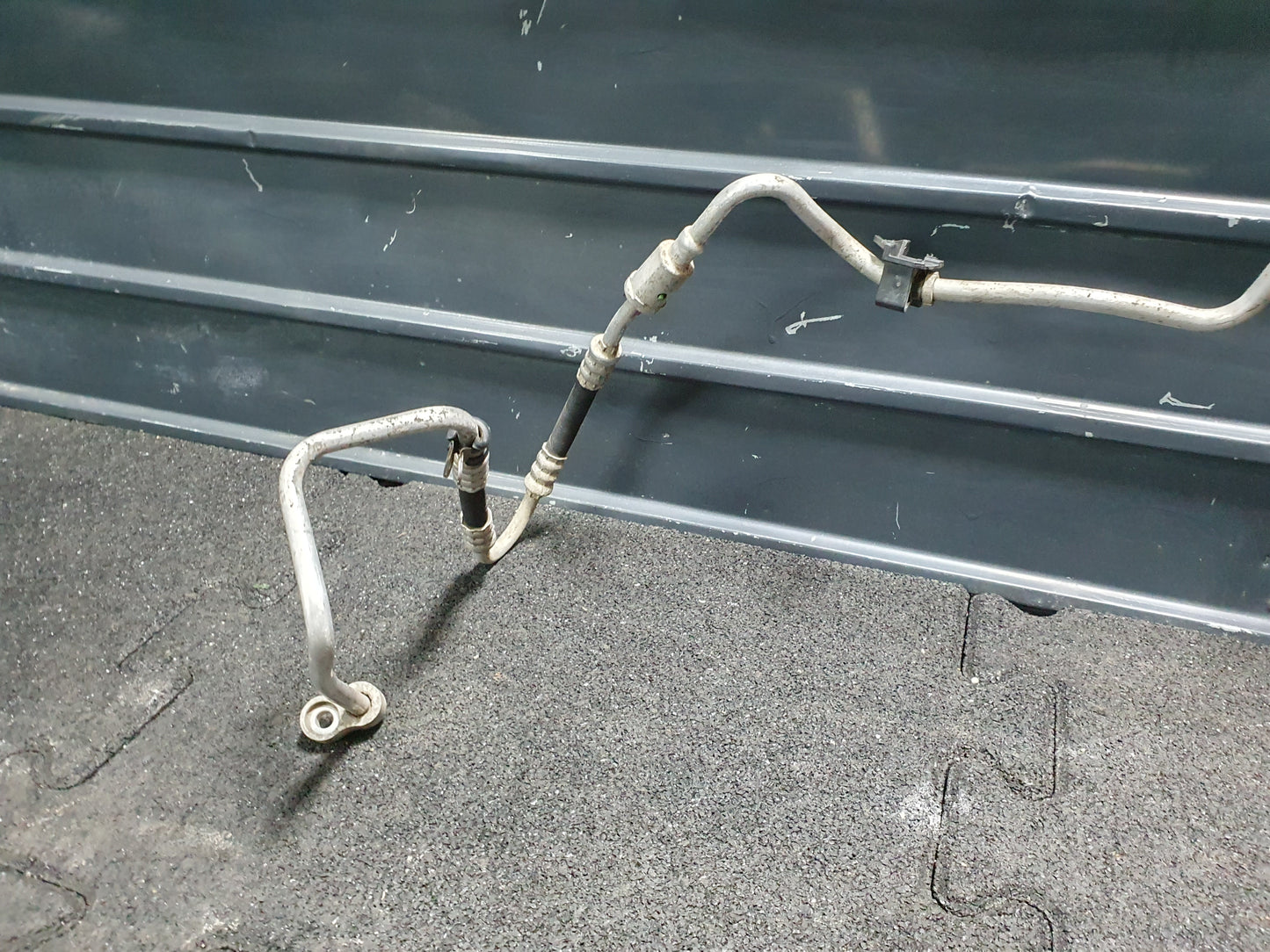 Conducta inalta presiune, aer conditionat SEAT IBIZA IV (6L1) [ 2002 - 2009 ] OEM 6Q1820741J / 6Q1 820 741 J