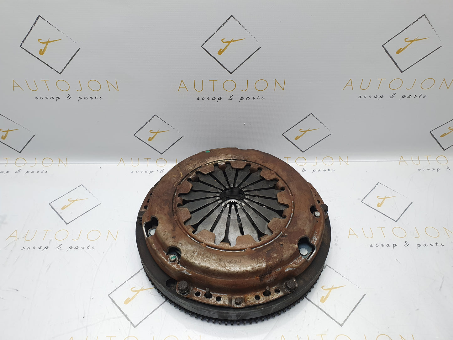 Kit ambreiaj VOLKSWAGEN LUPO (6X1, 6E1) [ 1998 - 2005 ] OEM 032105269 / 032 105 269