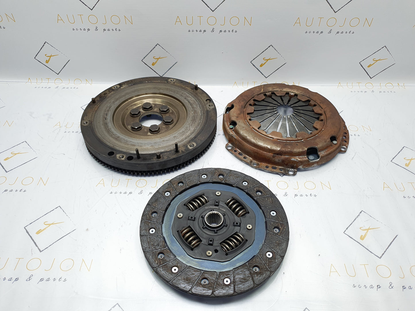 Kit ambreiaj VOLKSWAGEN LUPO (6X1, 6E1) [ 1998 - 2005 ] OEM 032105269 / 032 105 269