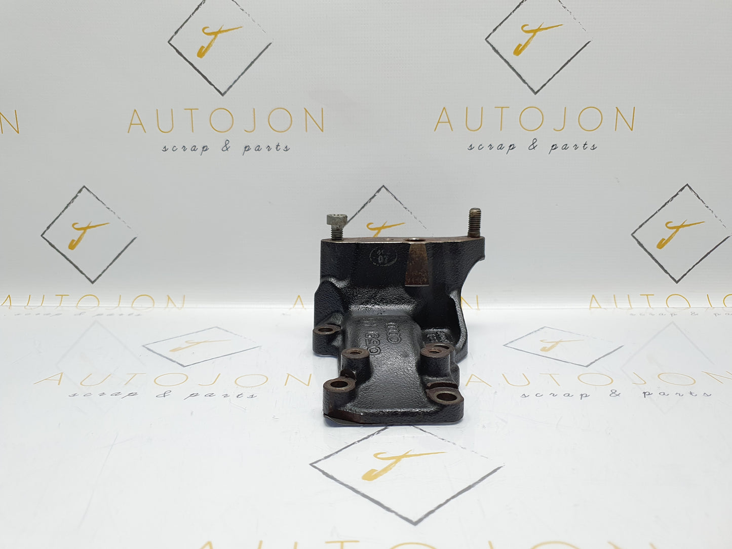 Suport turbina AUDI A6 IV Avant (4G5, C7, 4GD) [ 2011 - 2018 ] OEM 059145195 / 059 145 195