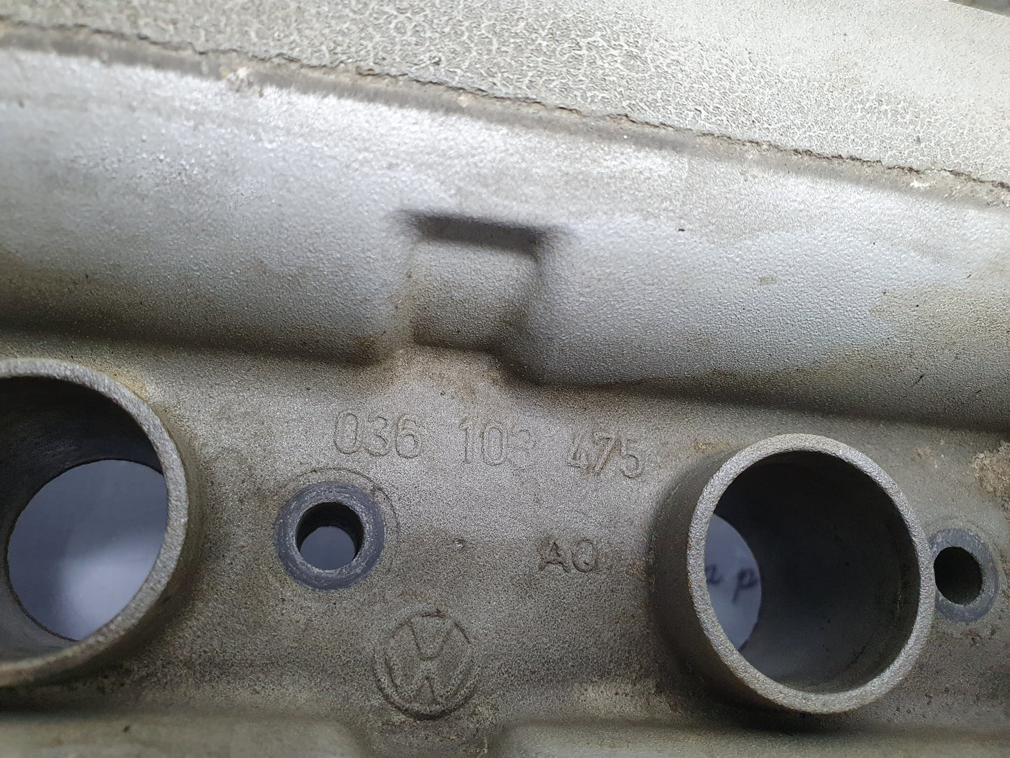 Capac chiulasa VOLKSWAGEN LUPO (6X1, 6E1) [ 1998 - 2005 ] OEM 036103475 / 036 103 475