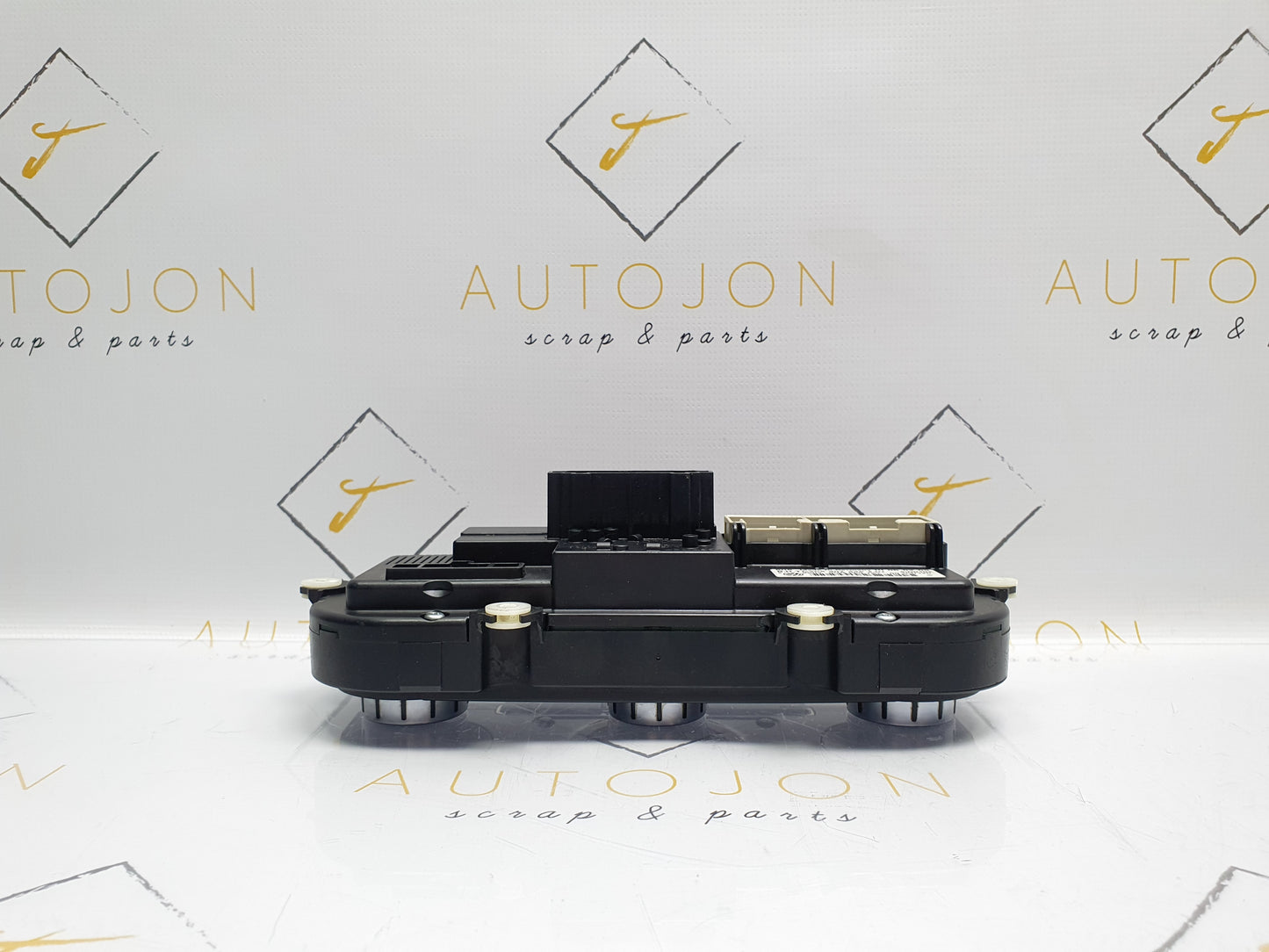 Panou comanda AC VOLKSWAGEN GOLF VI (5K1) [ 2008 - 2013 ] OEM 3C8907336ZJU / 3C8 907 336 ZJU