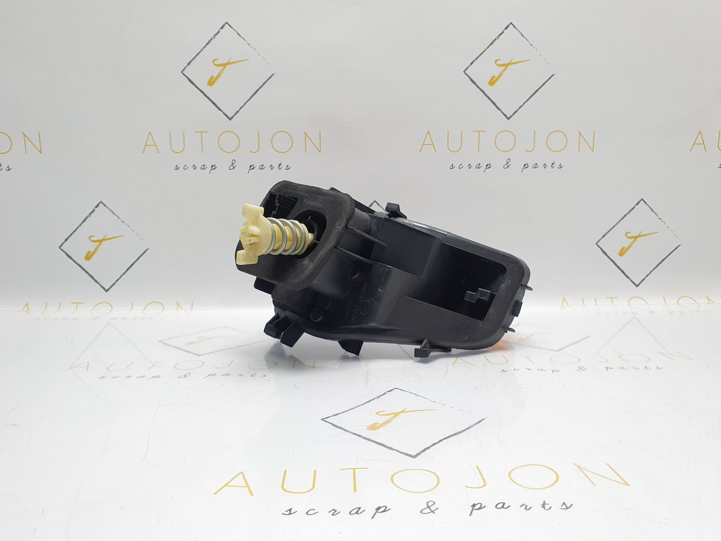 Soclu lampa stop aripa dreapta VOLKSWAGEN GOLF VI (5K1) [ 2008 - 2013 ] OEM 5K0945258 / 5K0 945 258