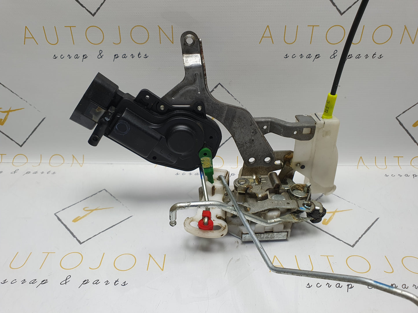 Broasca usa Stanga fata  TOYOTA AYGO (_B1_) [ 2005 - NOW ] OEM 8C22202