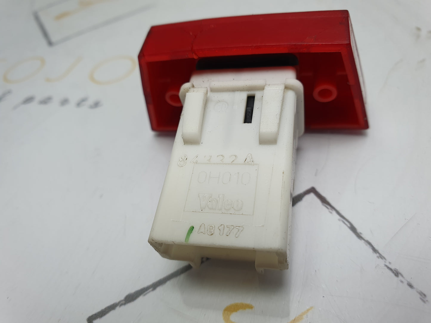Buton avarie TOYOTA AYGO (_B1_) [ 2005 - NOW ] OEM 84332A