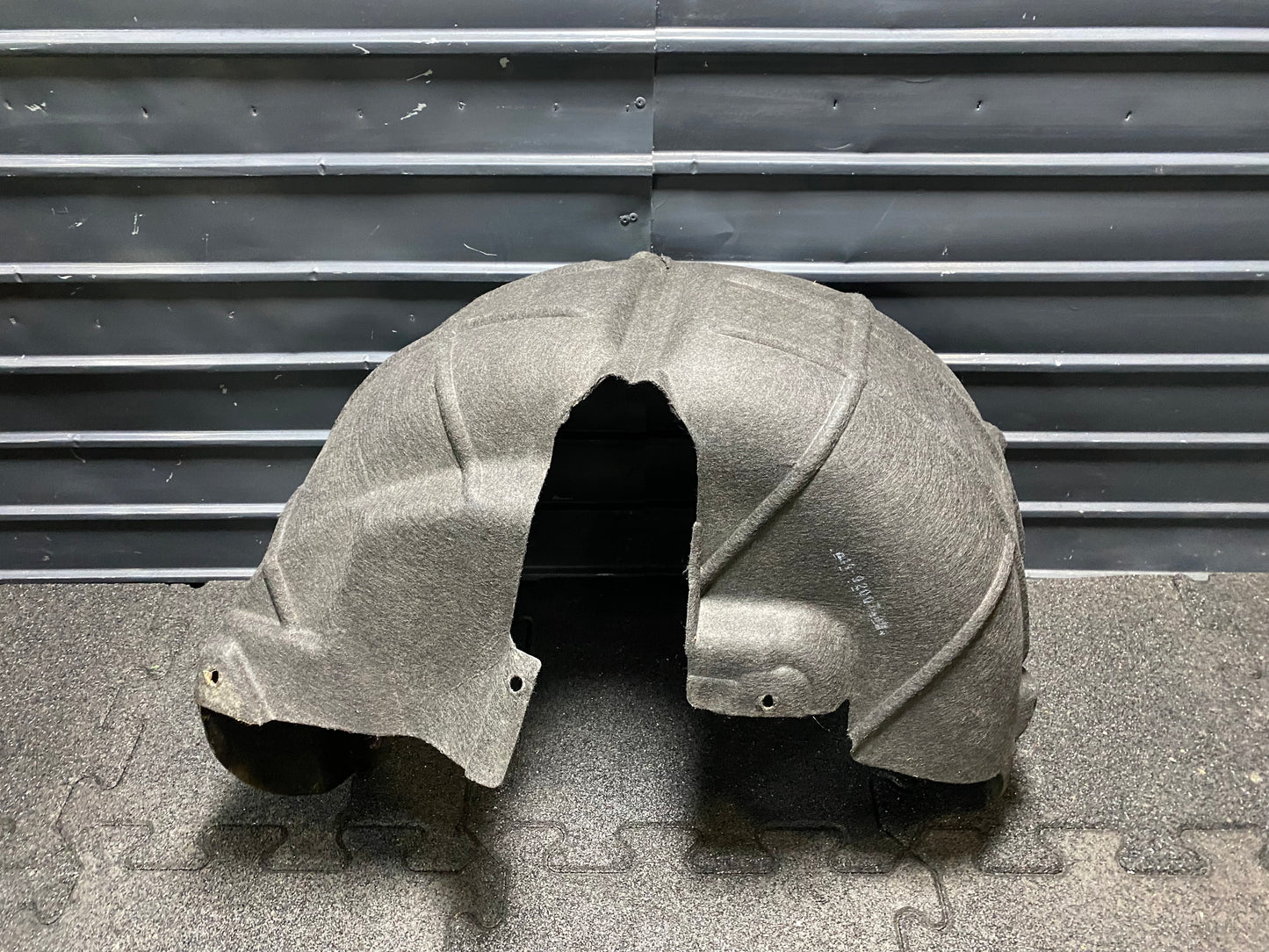 Carenaj stanga spate Volkswagen Passat (3C5) Variant 2.0 TDI BMP 2007