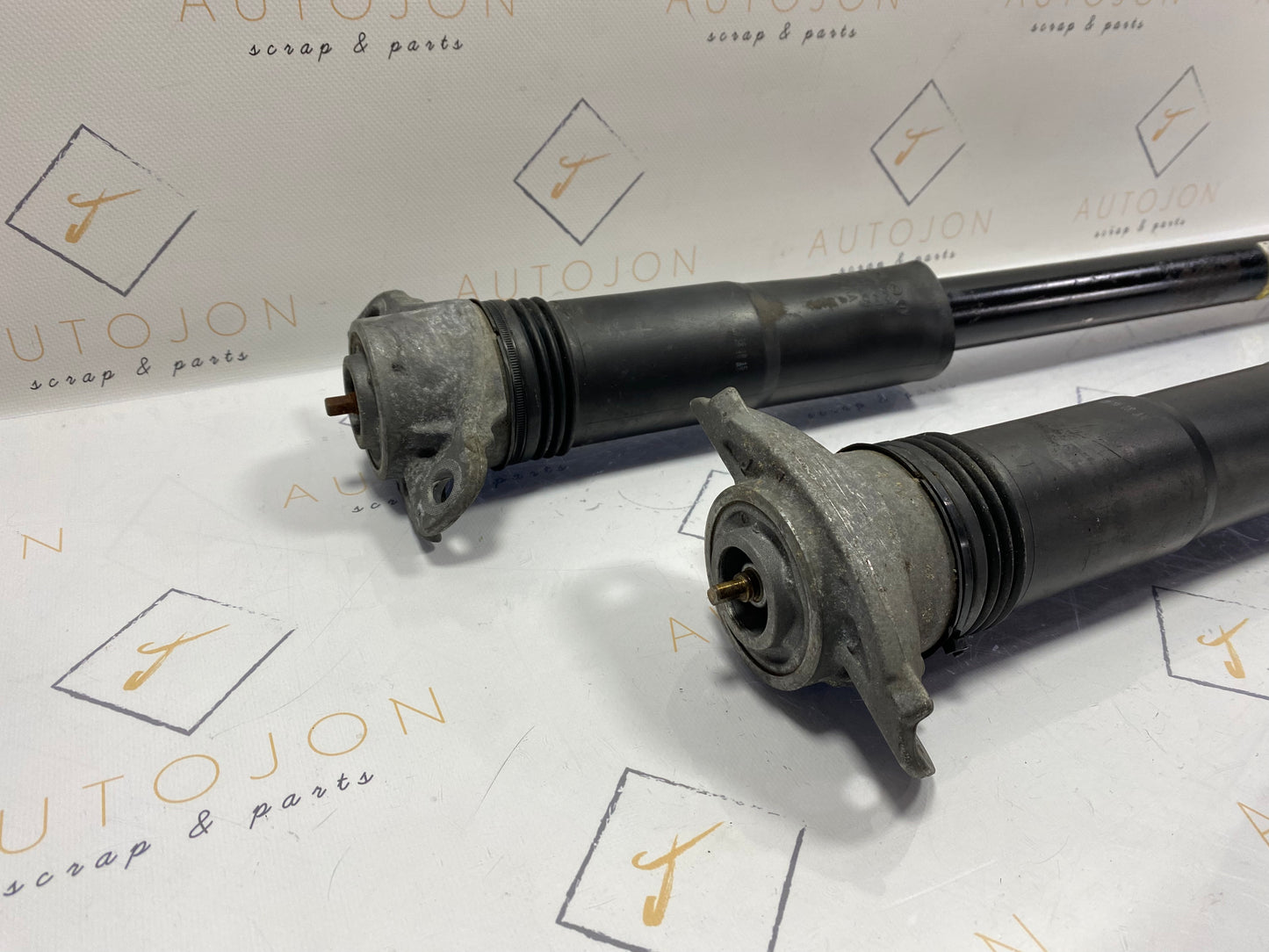 Set amortizoare spate Volkswagen Passat B8 (3G5) Variant 2.0 TDI CRLB DSG 2015