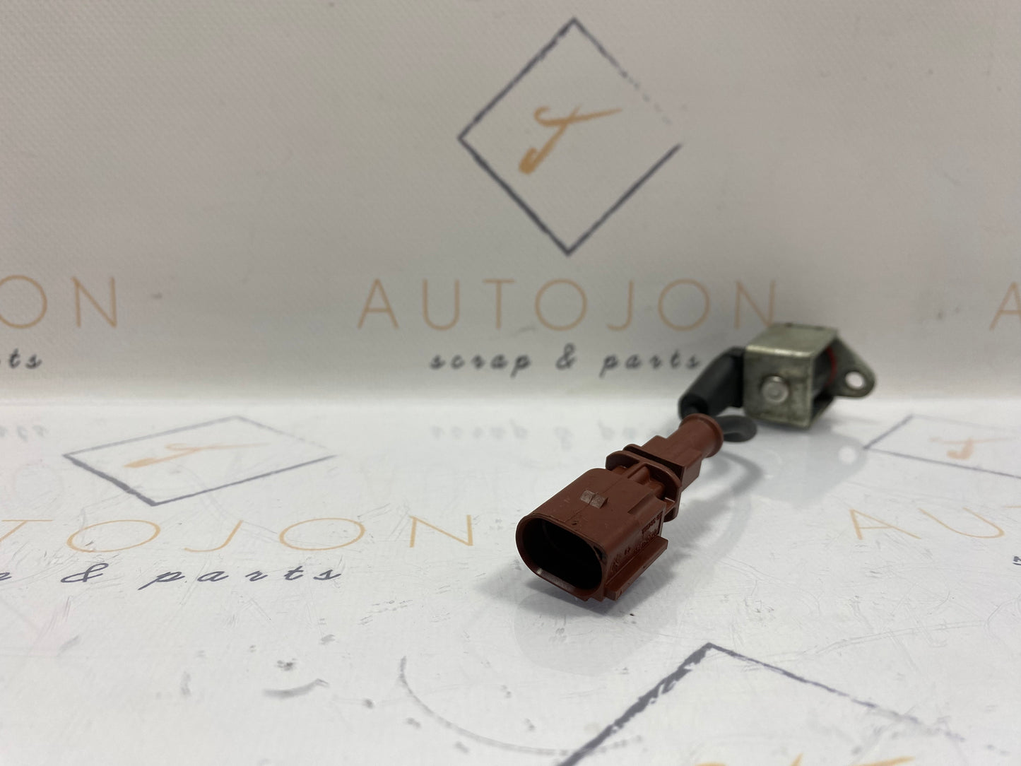 Senzor pompa apa Volkswagen Passat B8 (3G5) Variant 2.0 TDI CRLB DSG 2015