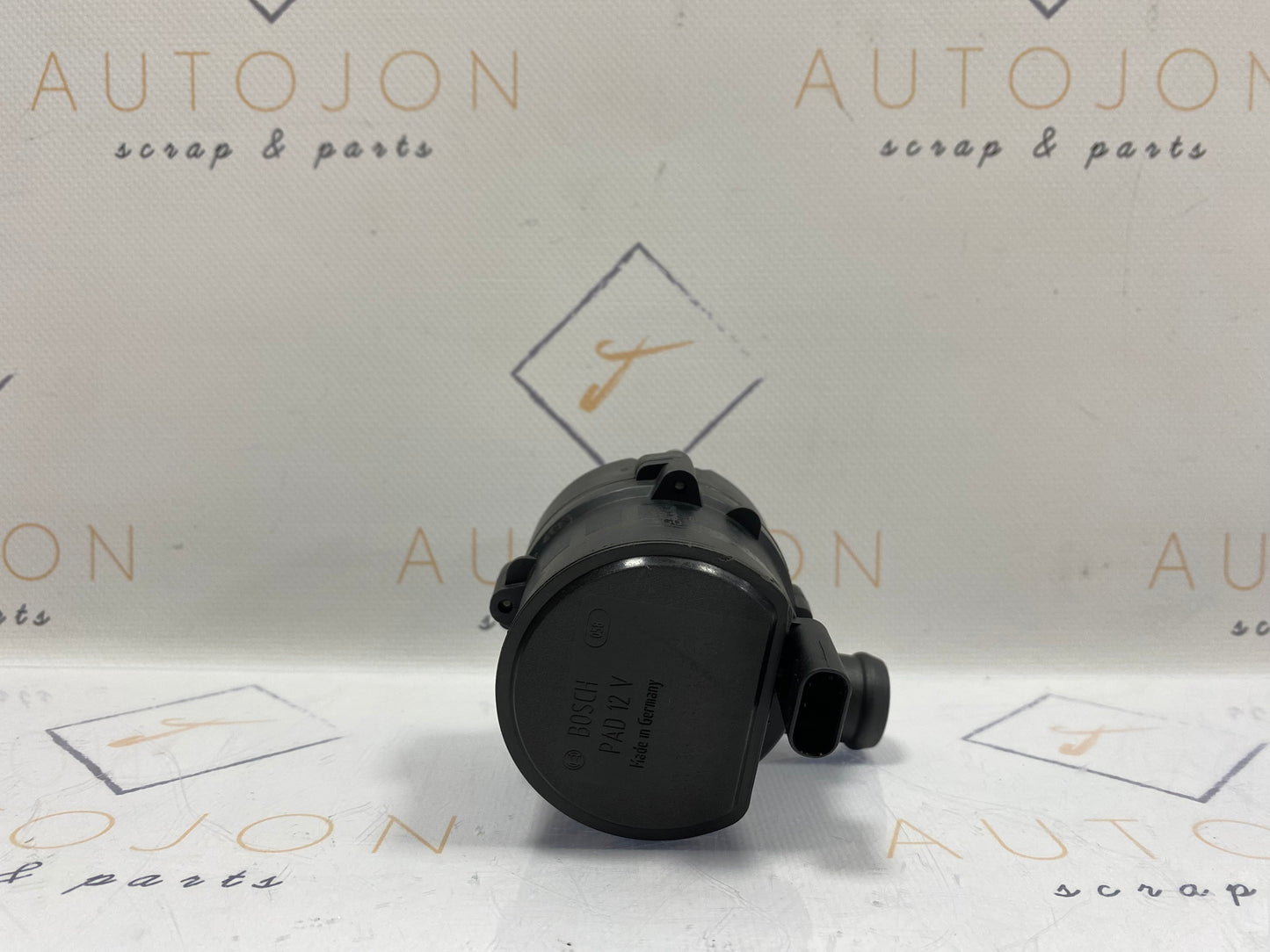 Pompa aditionala apa Volkswagen Passat B8 (3G5) Variant 2.0 TDI CRLB DSG 2015