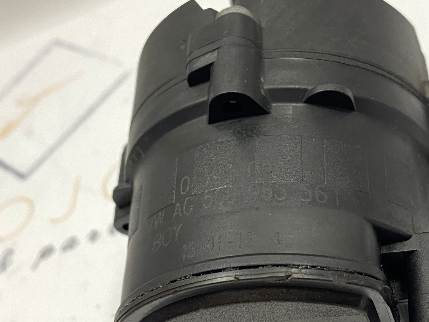 Pompa aditionala apa Volkswagen Passat B8 (3G5) Variant 2.0 TDI CRLB DSG 2015