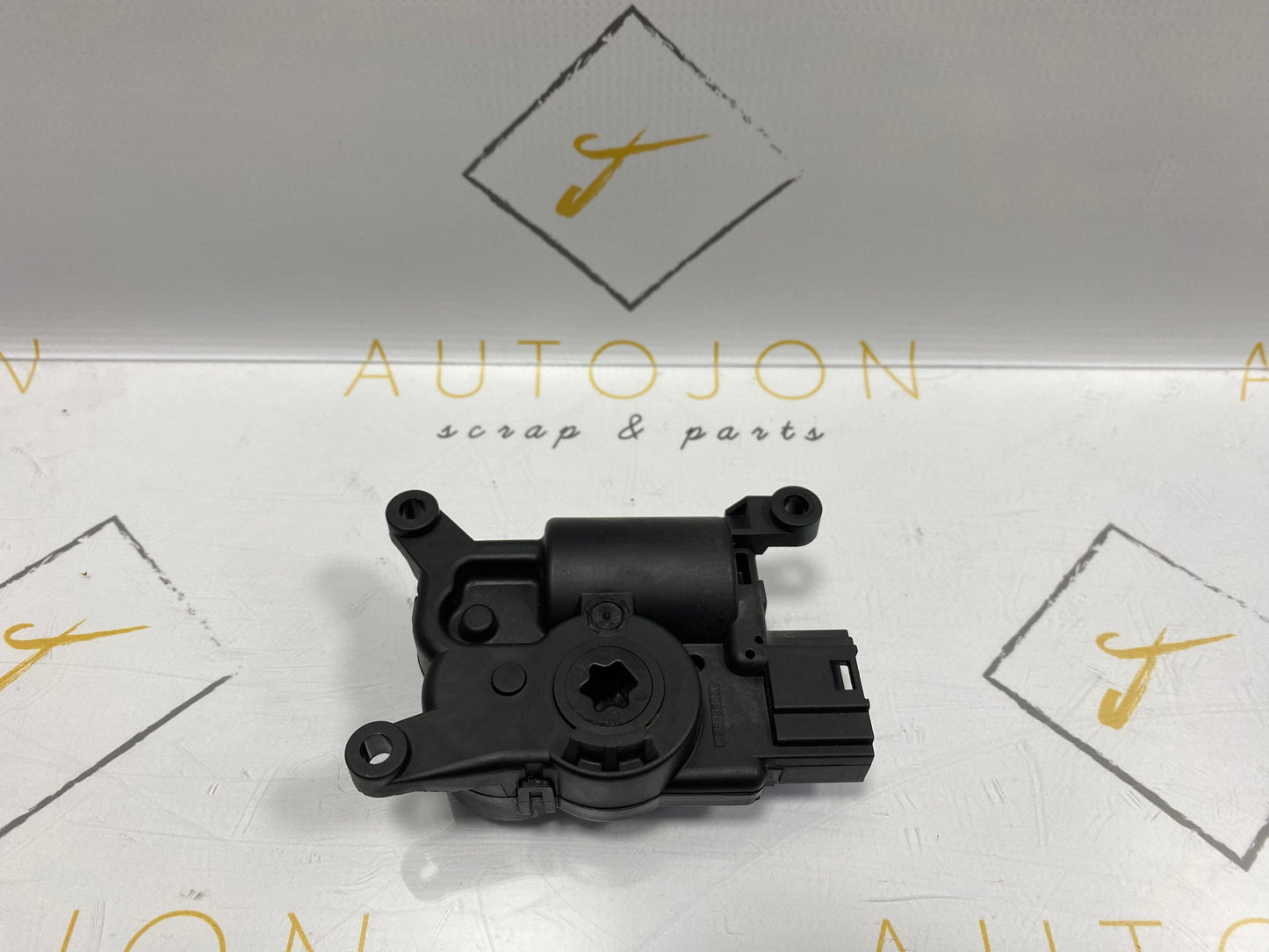 Motoras aeroterma Volkswagen Passat B8 (3G5) Variant 2.0 TDI CRLB DSG 2015