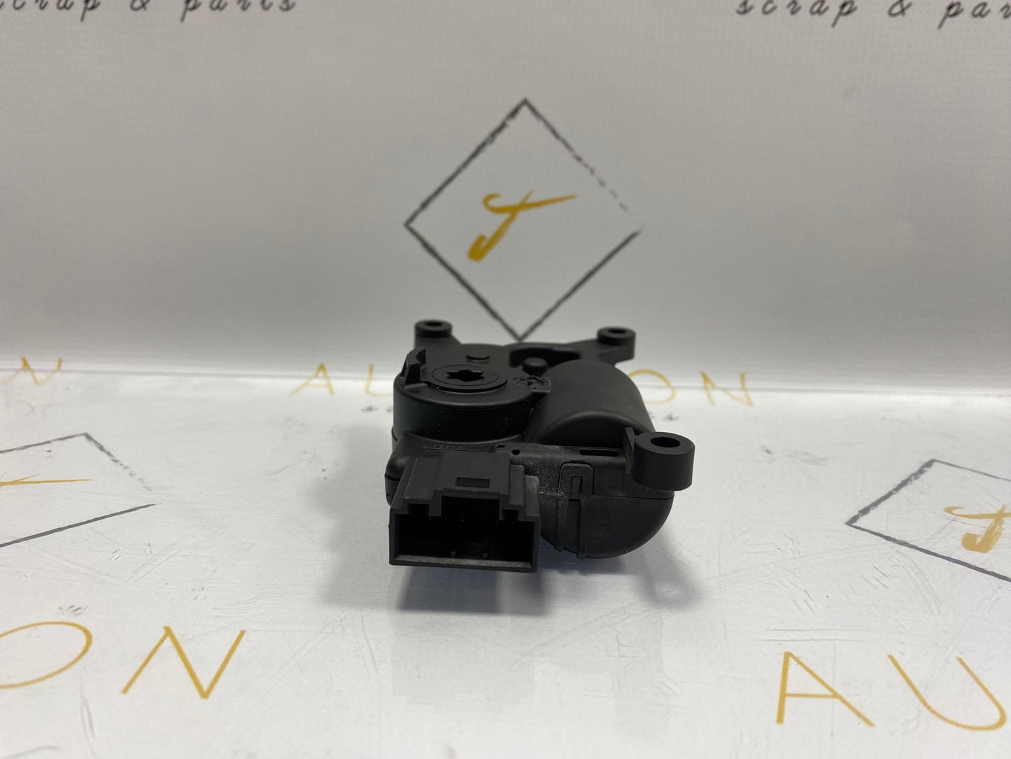 Motoras aeroterma Volkswagen Passat B8 (3G5) Variant 2.0 TDI CRLB DSG 2015