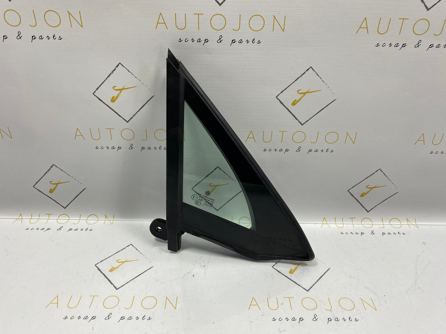 Geam fix dreapat fata Volkswagen Passat B8 (3G5) Variant 2.0 TDI CRLB DSG 2015