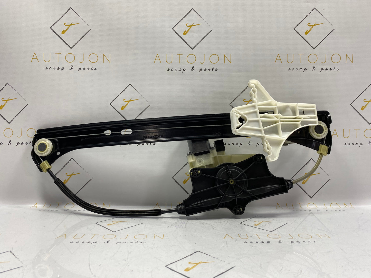 Macara electrica geam dreapta spate Volkswagen Passat B8 (3G5) Variant 2.0 TDI CRLB DSG 2015