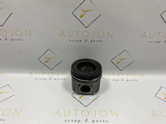Piston motor Volkswagen Passat B8 (3G5) Variant 2.0 TDI CRLB DSG 2015