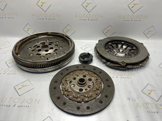 Kit ambreaj masa dubla complet Skoda Octavia (1Z3) Hatchback 1.9 TDI BXE 2008