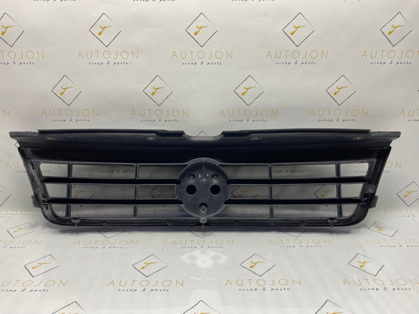 Grila centrala FIAT DUCATO Box (244) [ 2002 - NOW ] JTD (F1AE0481C) 81KW|110HP OEM 132915801